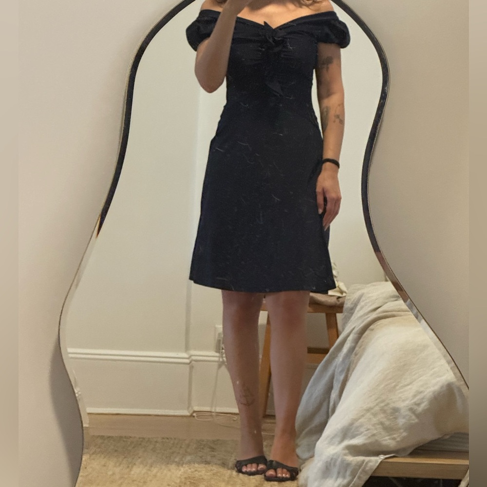 Diane Von Furstenberg Navy Blue Off-Shoulder Knee Length Dress